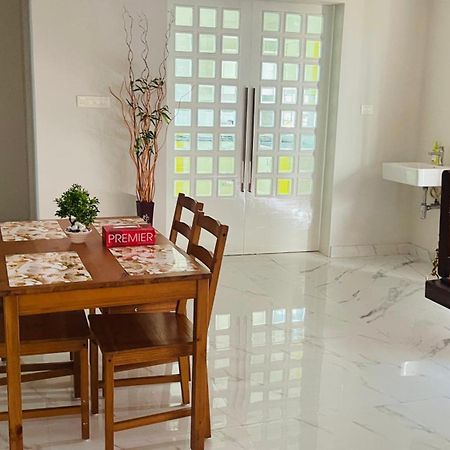 Rajamandiram 3Bhk Ac Apartment In Trivandrum Central تريفِندرم المظهر الخارجي الصورة