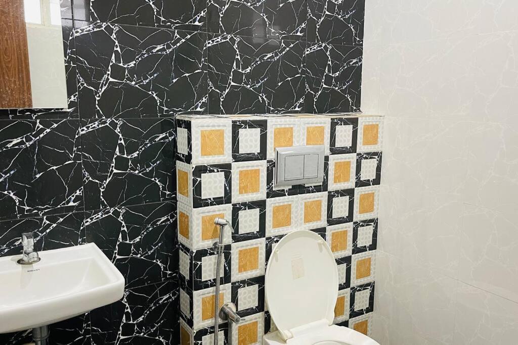 Rajamandiram 3Bhk Ac Apartment In Trivandrum Central تريفِندرم المظهر الخارجي الصورة